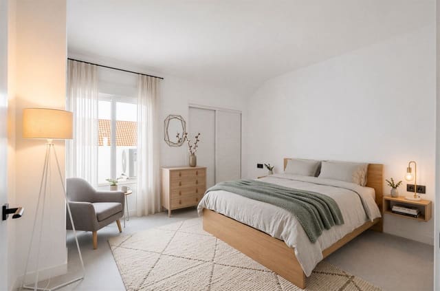 3 quarto Penthouse para venda em Nueva Andalucia, Marbella com garagem - 799 000 € (Ref: 10153625)