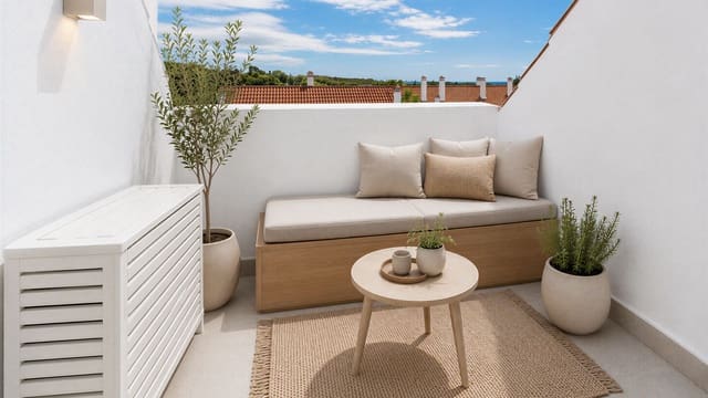 3 quarto Penthouse para venda em Nueva Andalucia, Marbella com garagem - 799 000 € (Ref: 10153625)