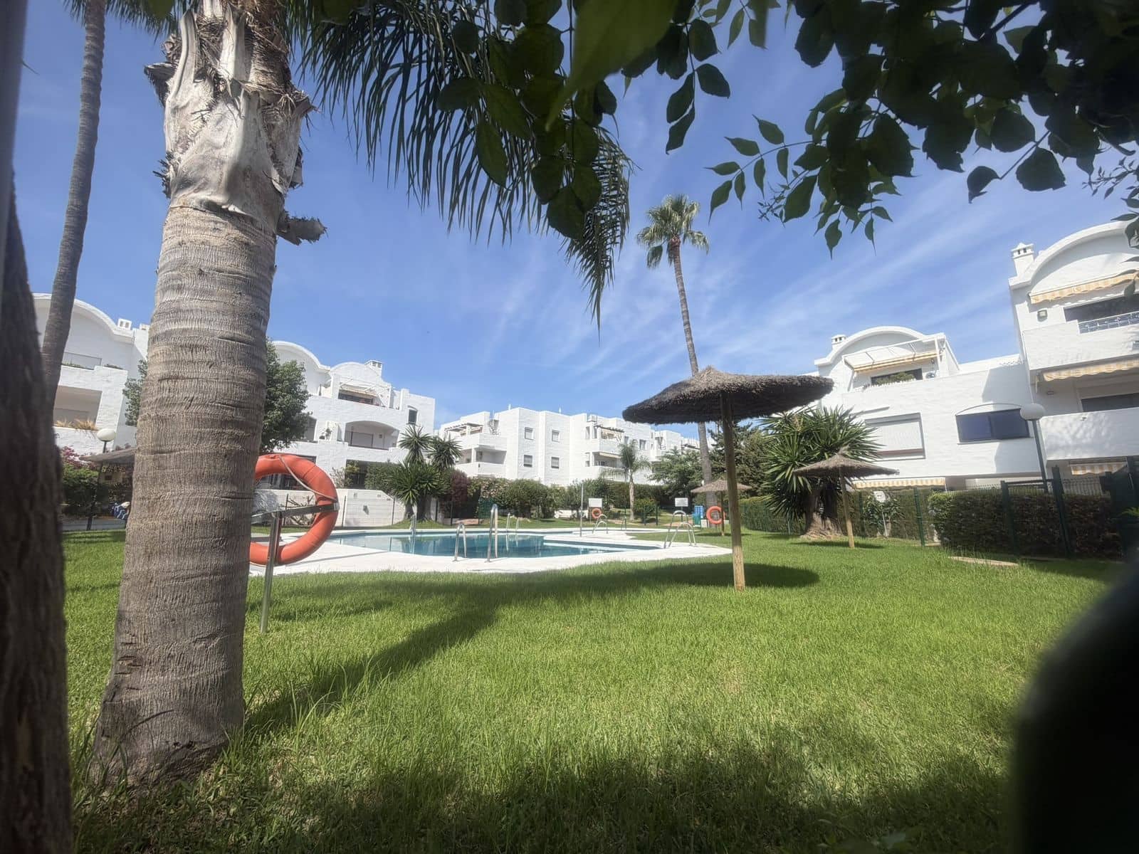 2 chambre Penthouse à vendre à El Paraiso avec piscine garage - 342 000 € (Ref: 10153629)
