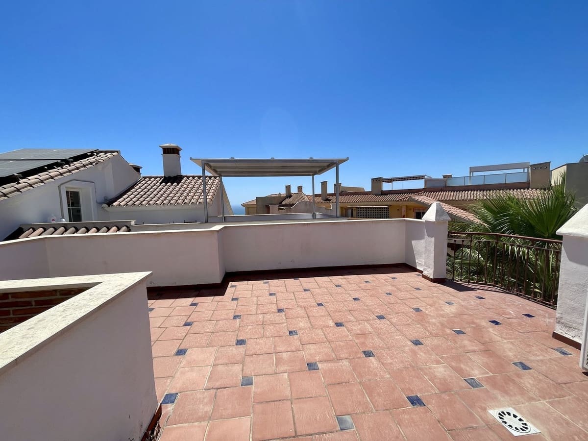3 bedroom Townhouse for sale in Riviera del Sol, Mijas € 595,000 (Ref