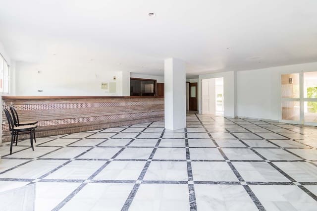 4 soverom Bedrift til salgs i Estepona - € 375 000 (Ref: 9134547)