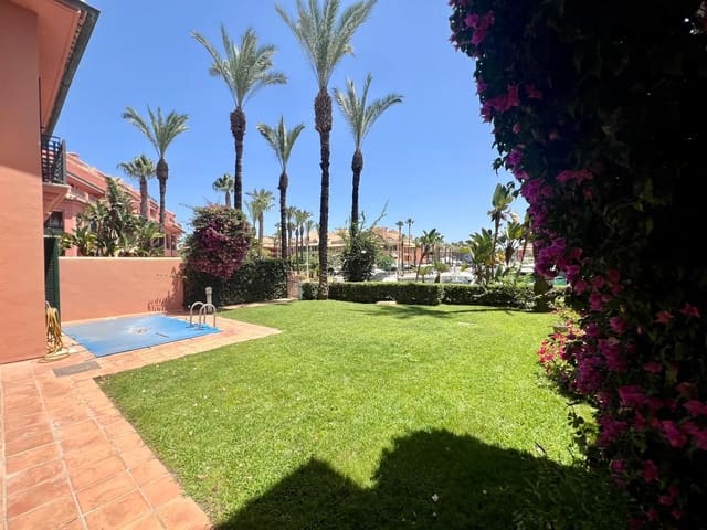 3 soveværelse Lejlighed til salg i Sotogrande Costa, San Roque - € 1.485.000 (Ref: 9137206)