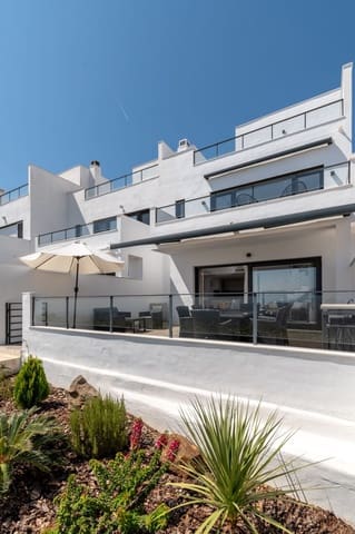4 soveværelse Semi-Rækkehus til salg i La Mairena, Ojen - € 690.000 (Ref: 9159735)