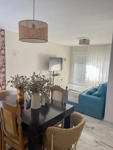 2 soveværelse Byhus til salg i La Reserva, Marbella - € 350.000 (Ref: 9163883)