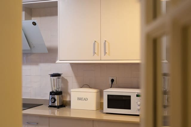 Apartamento de 3 habitaciones en Elviria, Marbella en venta - 665.000 € (Ref: 9400595)