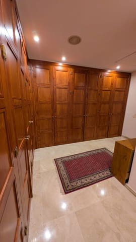 7 soverom Villa til salgs i Aloha Golf, Marbella - € 5 250 000 (Ref: 9400605)