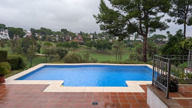 7 soverom Villa til salgs i Aloha Golf, Marbella - € 5 250 000 (Ref: 9400605)