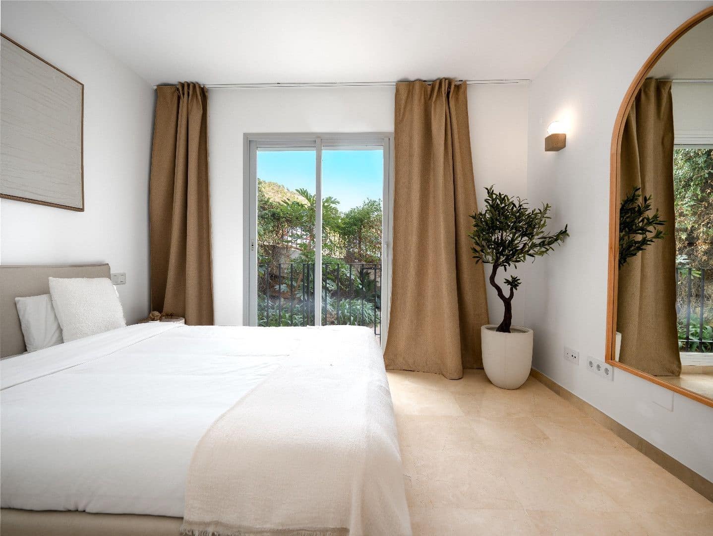 2 soveværelse Lejlighed til salg i La Quinta - € 415.000 (Ref: 9431349)