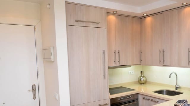 Studio te koop in Elviria, Marbella - € 399.000 (Ref: 9431350)