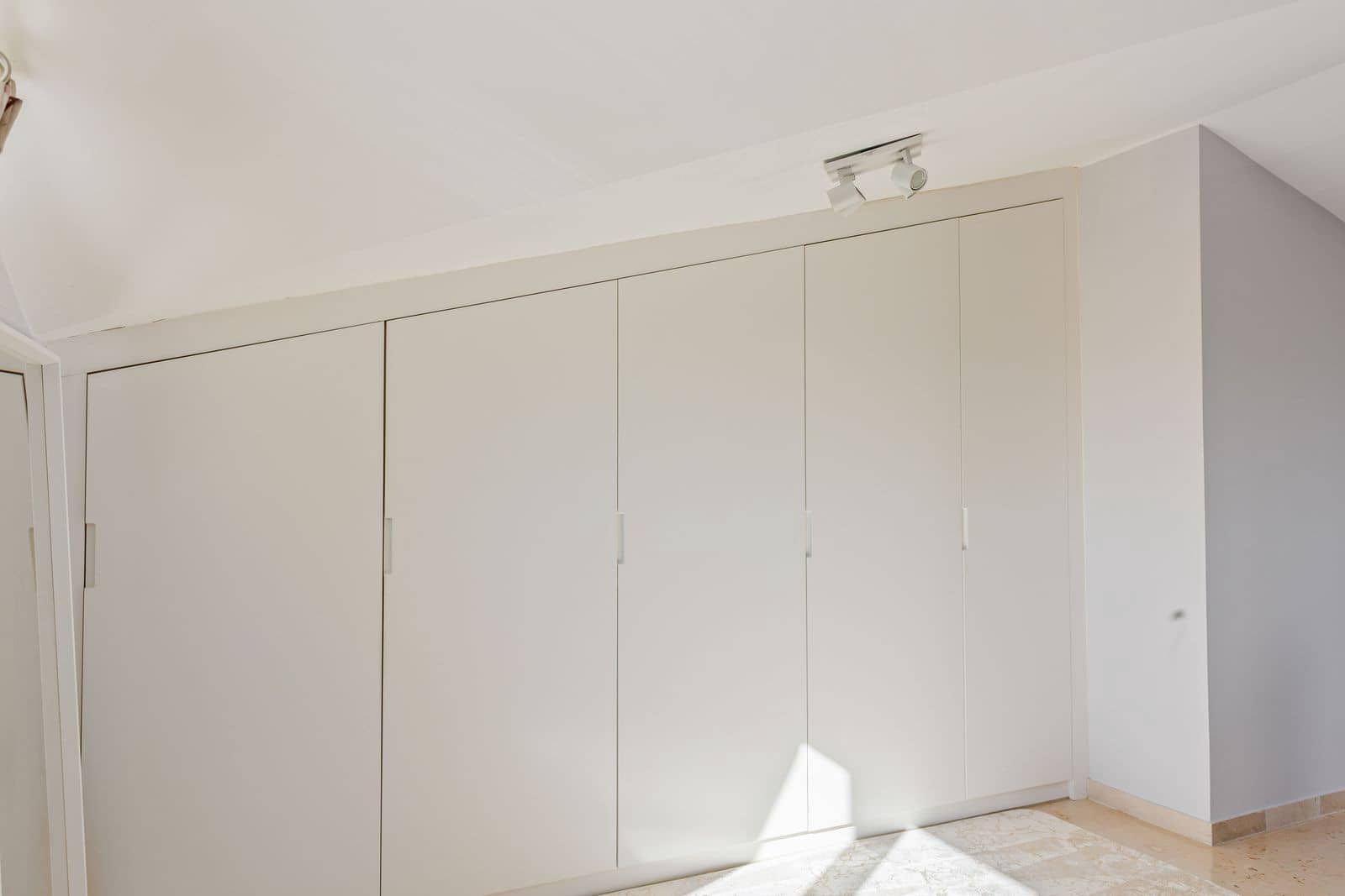 5 sypialnia Dom na sprzedaż w Manilva - 499 000 € (Ref: 9431351)