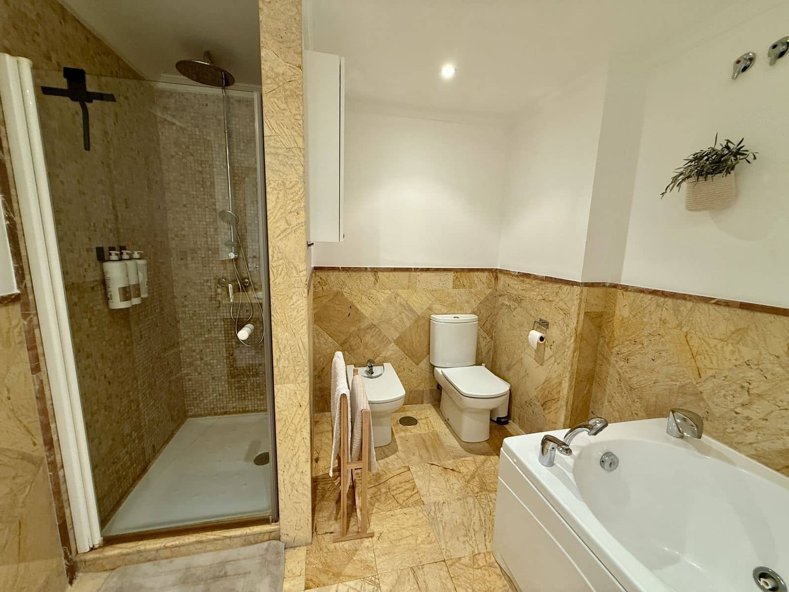 2 makuuhuone Huoneisto myytävänä paikassa Torrequebrada - 440 000 € (Ref: 9431352)