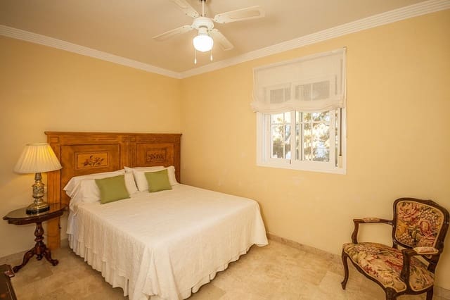 2 soverom Leilighet til salgs i Elviria, Marbella - € 549 000 (Ref: 9431353)