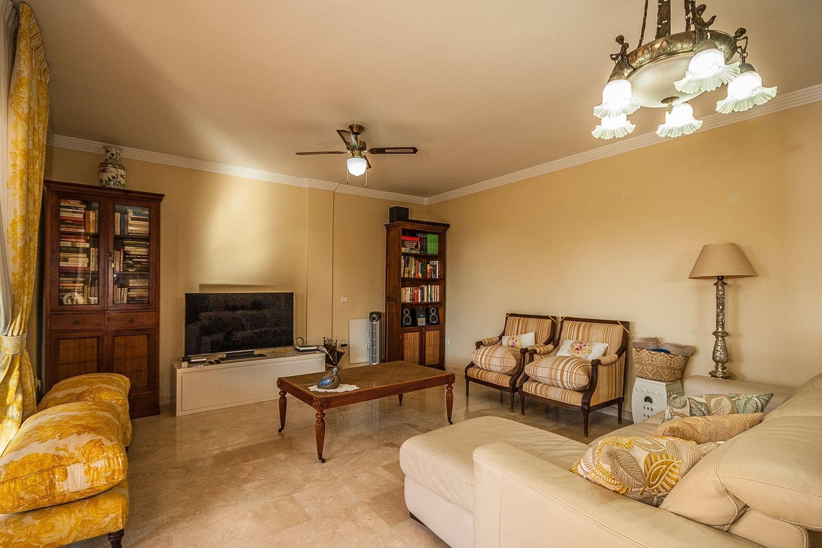 2 soverom Leilighet til salgs i Elviria - € 549 000 (Ref: 9431353)