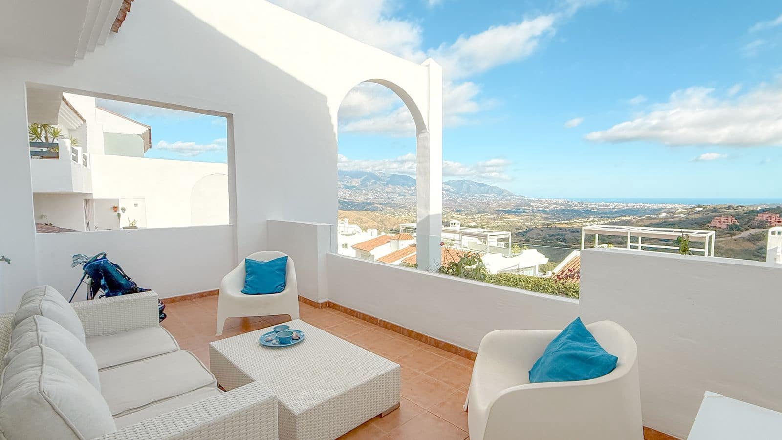 3 makuuhuone Huoneisto myytävänä paikassa La Mairena - 475 000 € (Ref: 9431357)