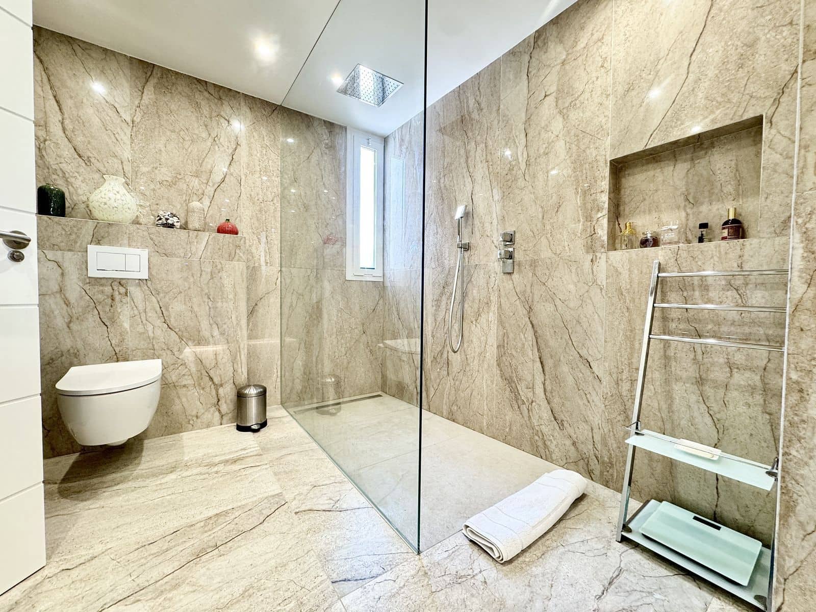 2 soveværelse Lejlighed til salg i Los Flamingos - € 785.000 (Ref: 9431375)