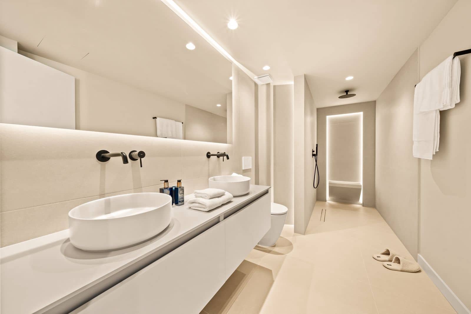 3 bedroom Apartment for sale in La Quinta - € 849,000 (Ref: 9431383)