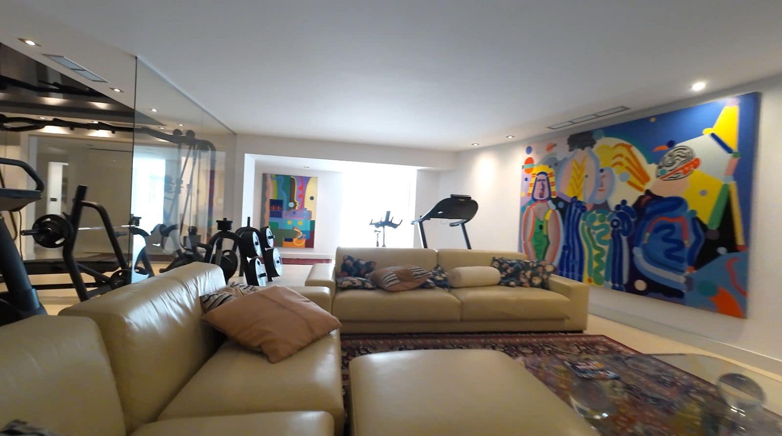 8 bedroom Villa for sale in El Paraiso - € 5,995,000 (Ref: 9431391)