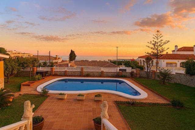 3 soverom Villa til salgs i Torremolinos - € 2 950 000 (Ref: 9431397)