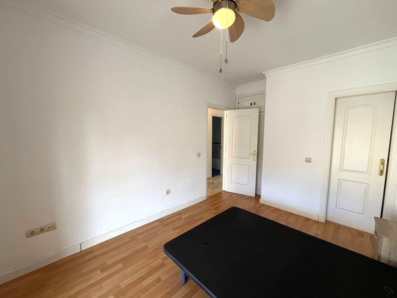 3 soveværelse Byhus til salg i Estepona - € 575.000 (Ref: 9431406)