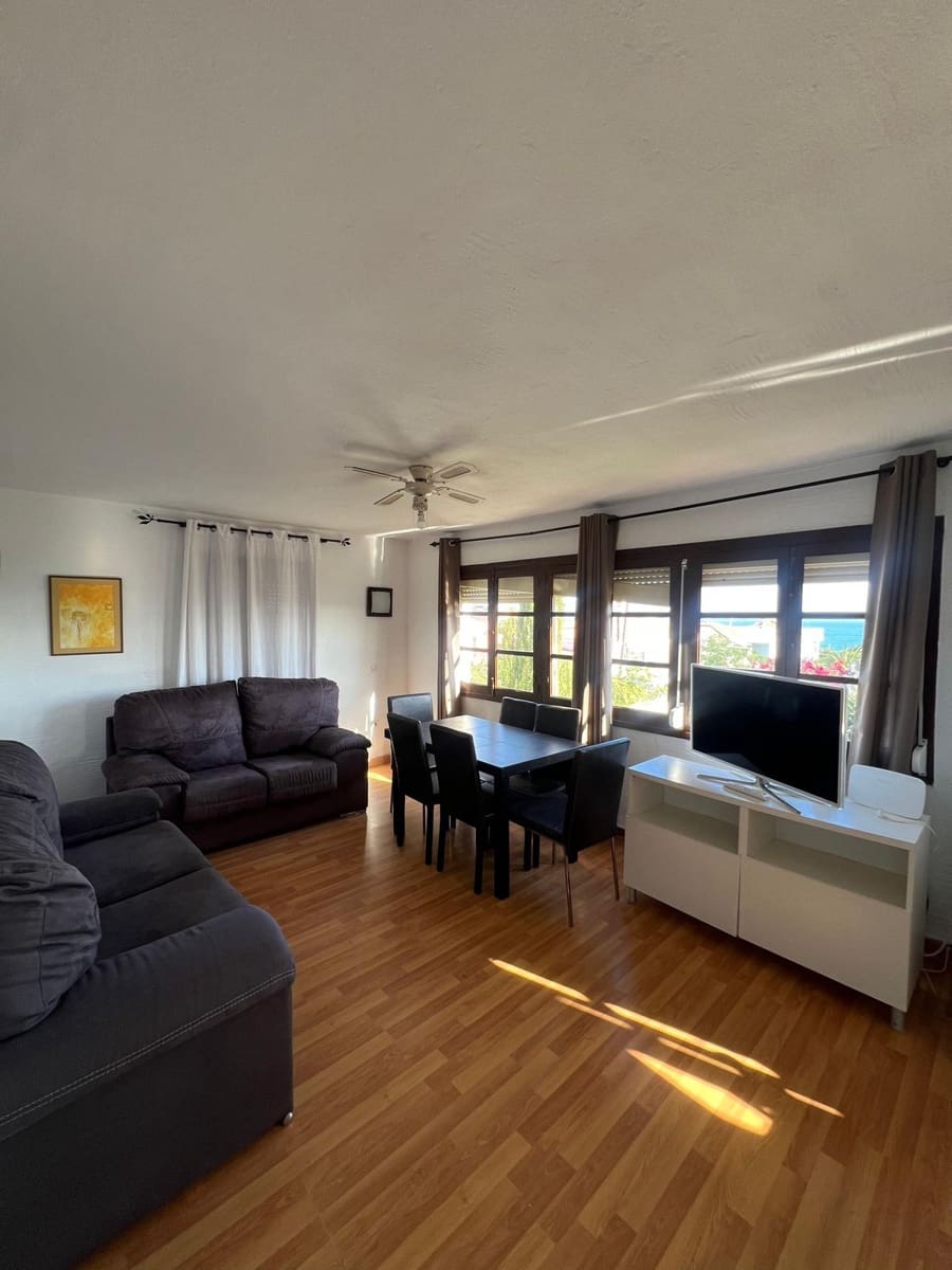 6 slaapkamer Halfvrijstaande villa te koop in Torreguadiaro - € 750.000 (Ref: 9431412)