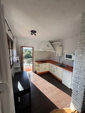 6 slaapkamer Halfvrijstaande villa te koop in Torreguadiaro, San Roque - € 750.000 (Ref: 9431412)