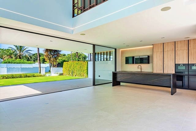 3 soveværelse Semi-Rækkehus til salg i Golden Mile, Marbella - € 6.250.000 (Ref: 9431417)