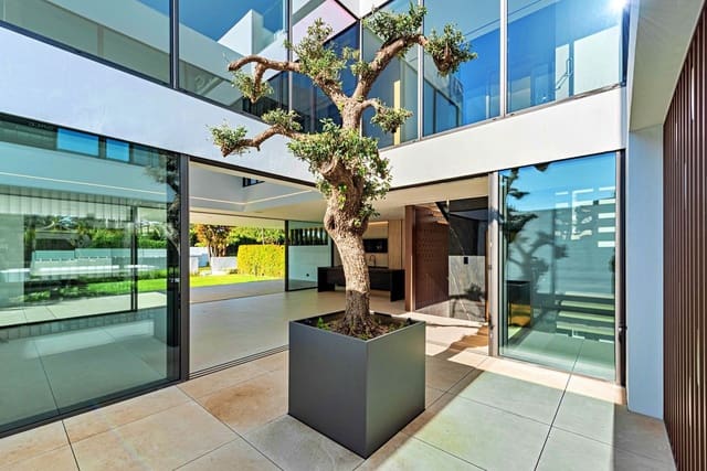 3 soveværelse Semi-Rækkehus til salg i Golden Mile, Marbella - € 6.250.000 (Ref: 9431417)