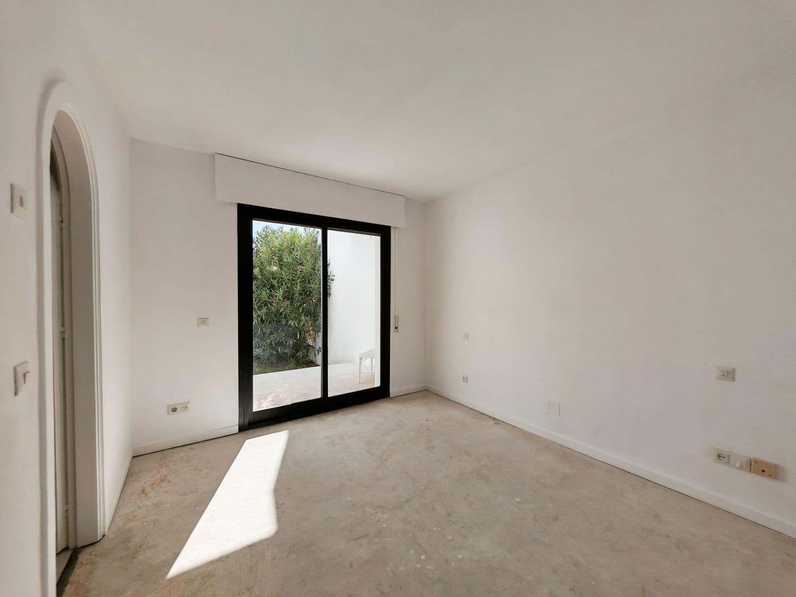 2 soveværelse Byhus til salg i Cabopino - € 750.000 (Ref: 9431425)