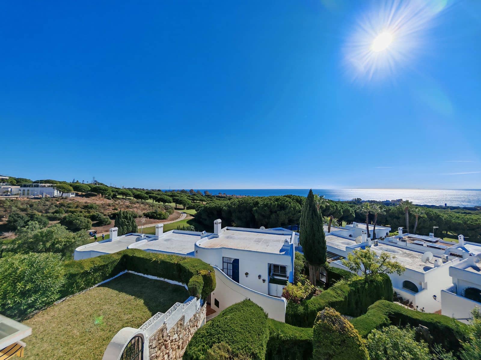 2 soveværelse Byhus til salg i Cabopino - € 750.000 (Ref: 9431425)