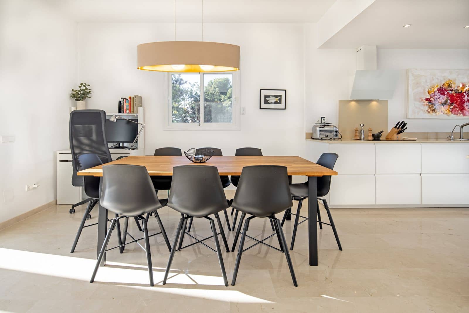 4 quarto Moradia Geminada para venda em Nueva Andalucia - 995 000 € (Ref: 9431430)