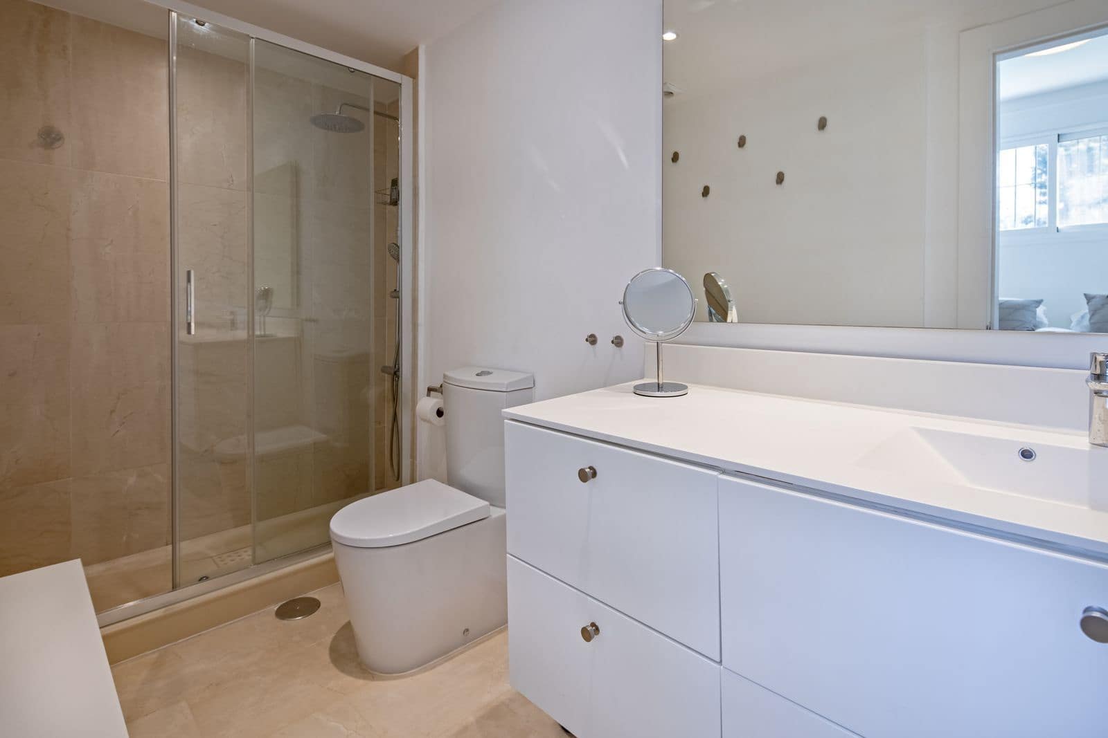 4 quarto Moradia Geminada para venda em Nueva Andalucia - 995 000 € (Ref: 9431430)