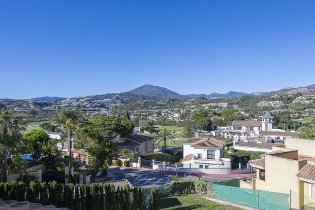 1 soverom Leilighet til salgs i Nueva Andalucia, Marbella - € 335 000 (Ref: 9431435)