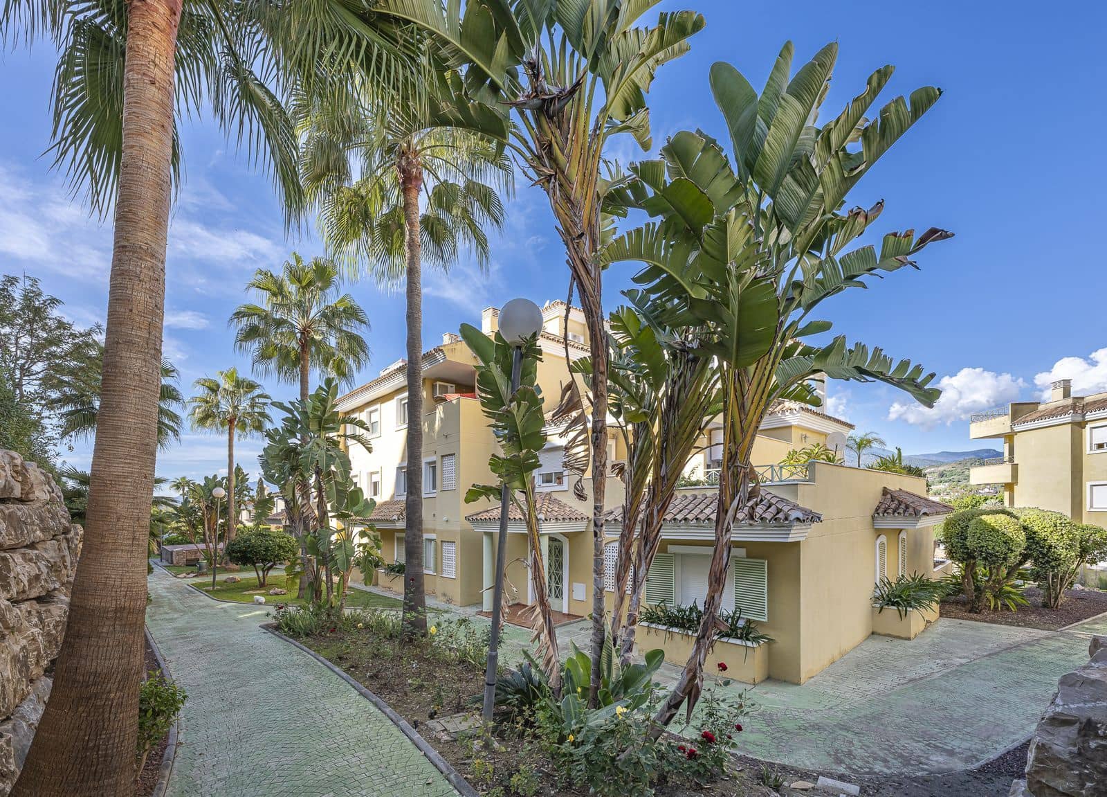 1 soverom Leilighet til salgs i Nueva Andalucia - € 335 000 (Ref: 9431435)