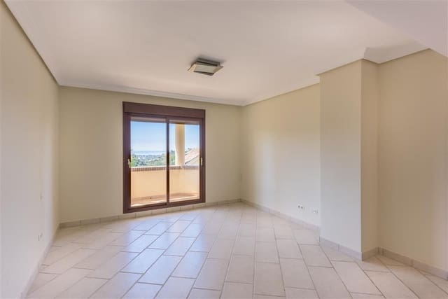 5 soveværelse Villa til salg i Los Arqueros, Benahavís - € 2.725.000 (Ref: 9431436)