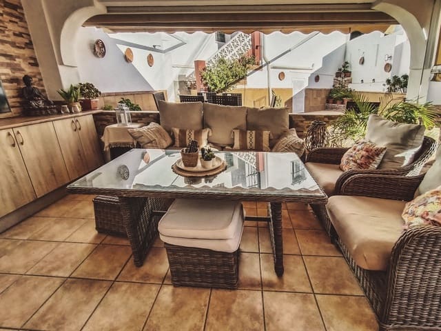 3 makuuhuone Paritalo myytävänä paikassa Nueva Andalucia, Marbella - 439 900 € (Ref: 9431464)