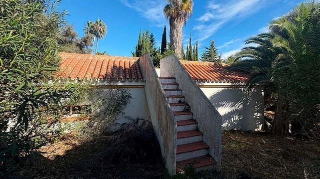 Chalet de 6 habitaciones en Manilva en venta - 680.000 € (Ref: 9431483)