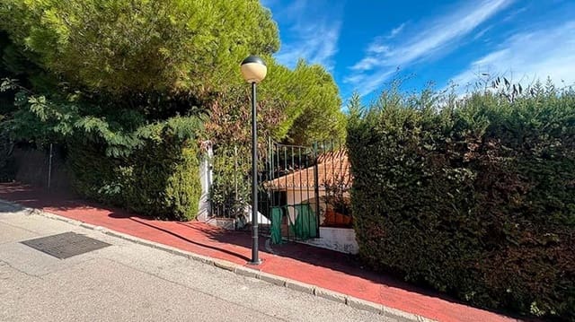 Chalet de 6 habitaciones en Manilva en venta - 680.000 € (Ref: 9431483)