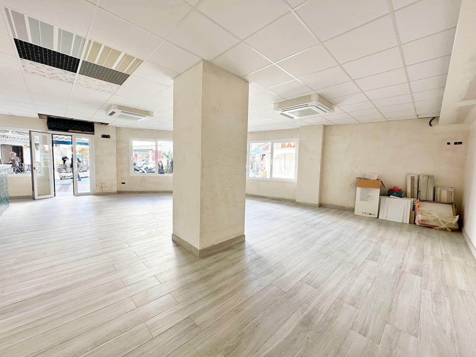 Restaurang/Bar till salu i San Pedro de Alcantara - 399 000 € (Ref: 9431511)