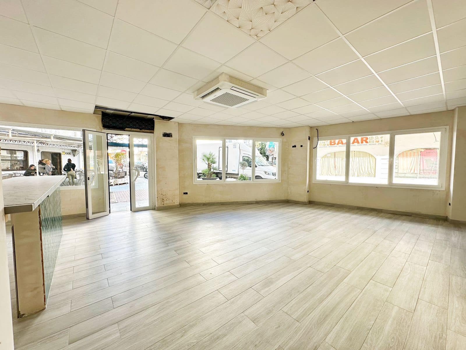 Restaurang/Bar till salu i San Pedro de Alcantara - 399 000 € (Ref: 9431511)