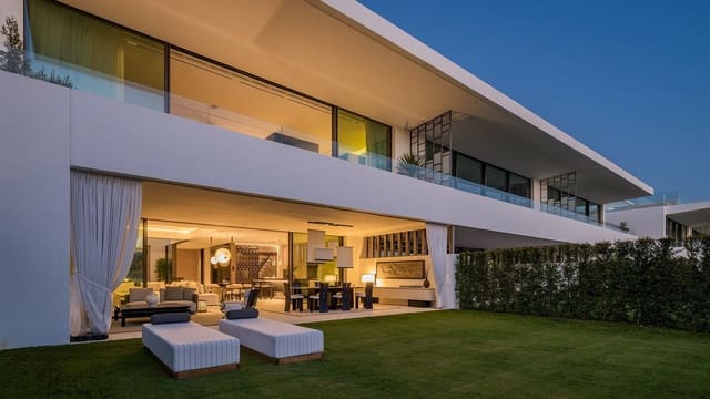 4 quarto Moradia Geminada para venda em Golden Mile, Marbella - 7 500 000 € (Ref: 9431529)