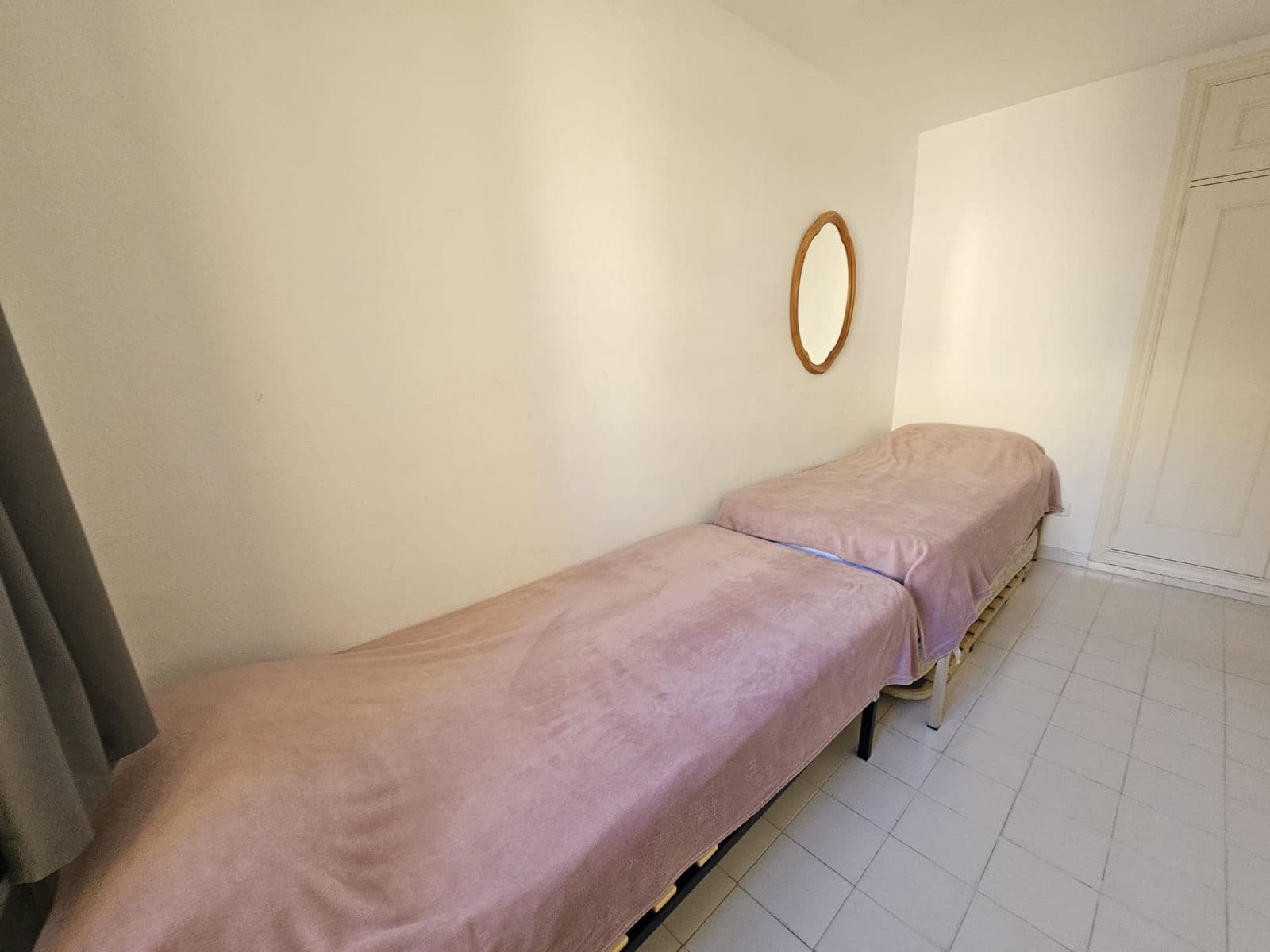 3 makuuhuone Ranta-asunto myytävänä paikassa Calahonda - 580 000 € (Ref: 9431550)