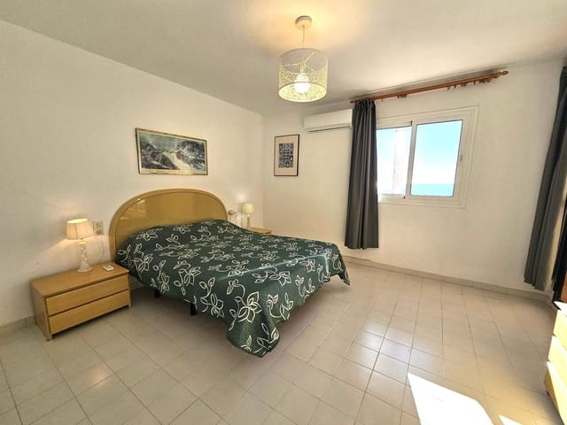 3 makuuhuone Ranta-asunto myytävänä paikassa Calahonda, Mijas - 580 000 € (Ref: 9431550)