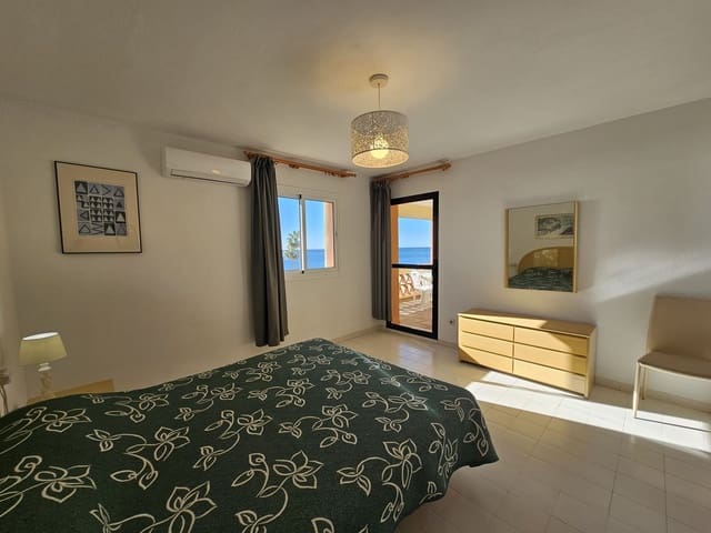 3 makuuhuone Ranta-asunto myytävänä paikassa Calahonda, Mijas - 580 000 € (Ref: 9431550)