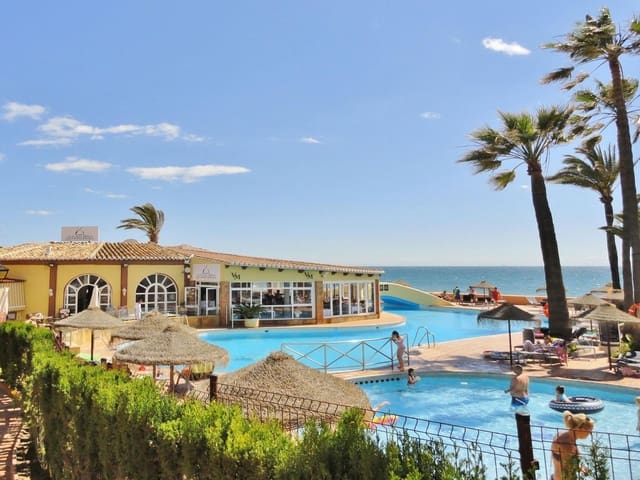 3 makuuhuone Ranta-asunto myytävänä paikassa Calahonda, Mijas - 580 000 € (Ref: 9431550)