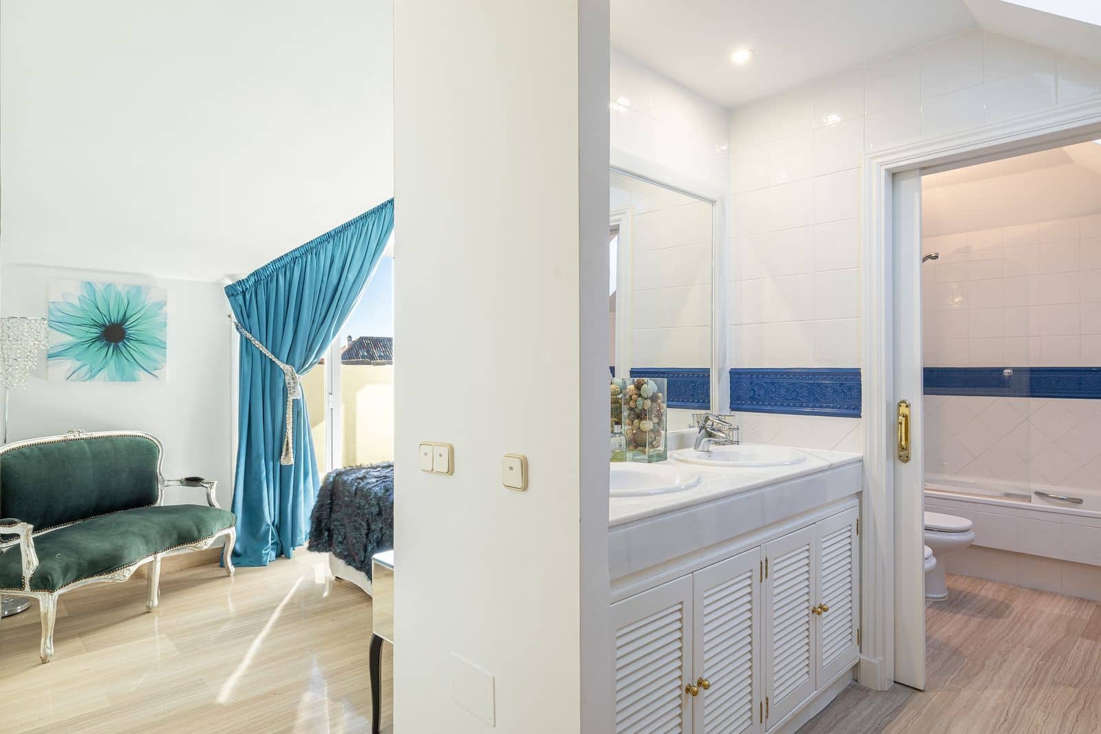 3 sovrum Takvåning till salu i Elviria - 1 250 000 € (Ref: 9431554)