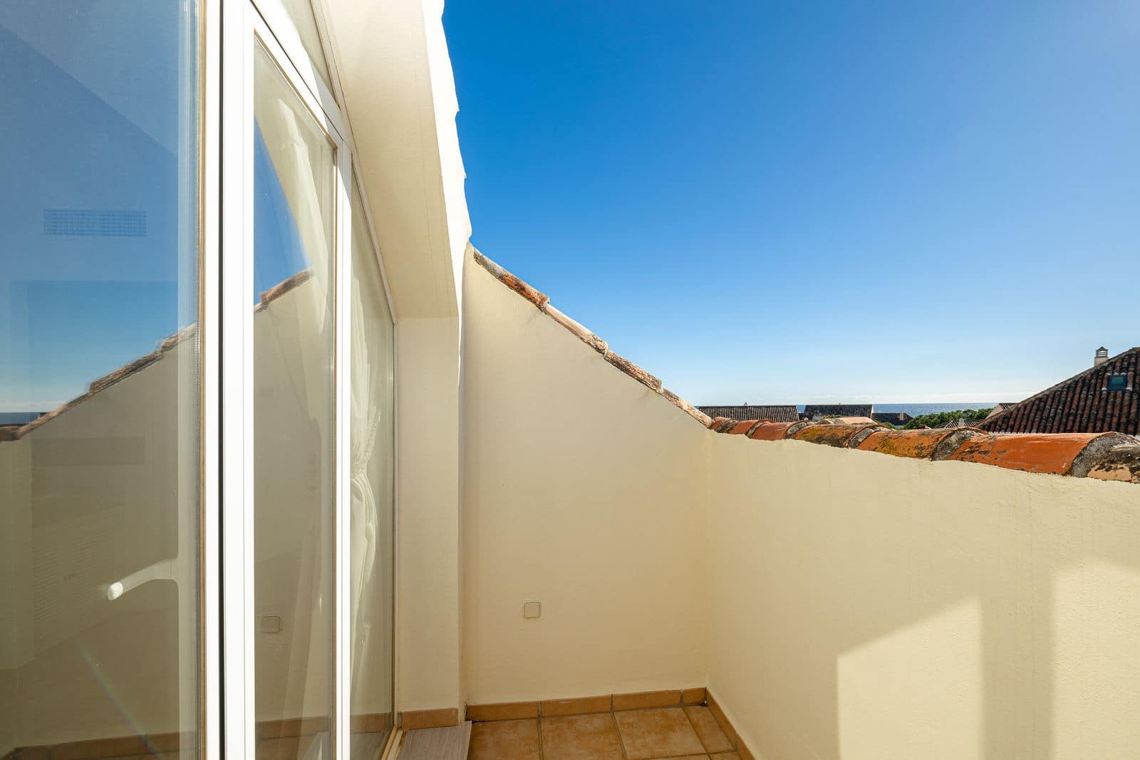 3 sovrum Takvåning till salu i Elviria - 1 250 000 € (Ref: 9431554)