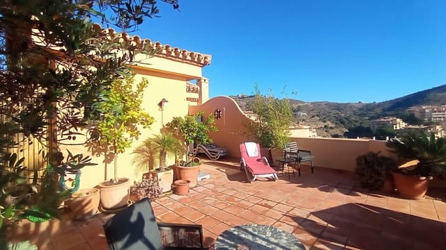 3 soveværelse Penthouse til salg i Calahonda, Mijas - € 449.000 (Ref: 9431556)