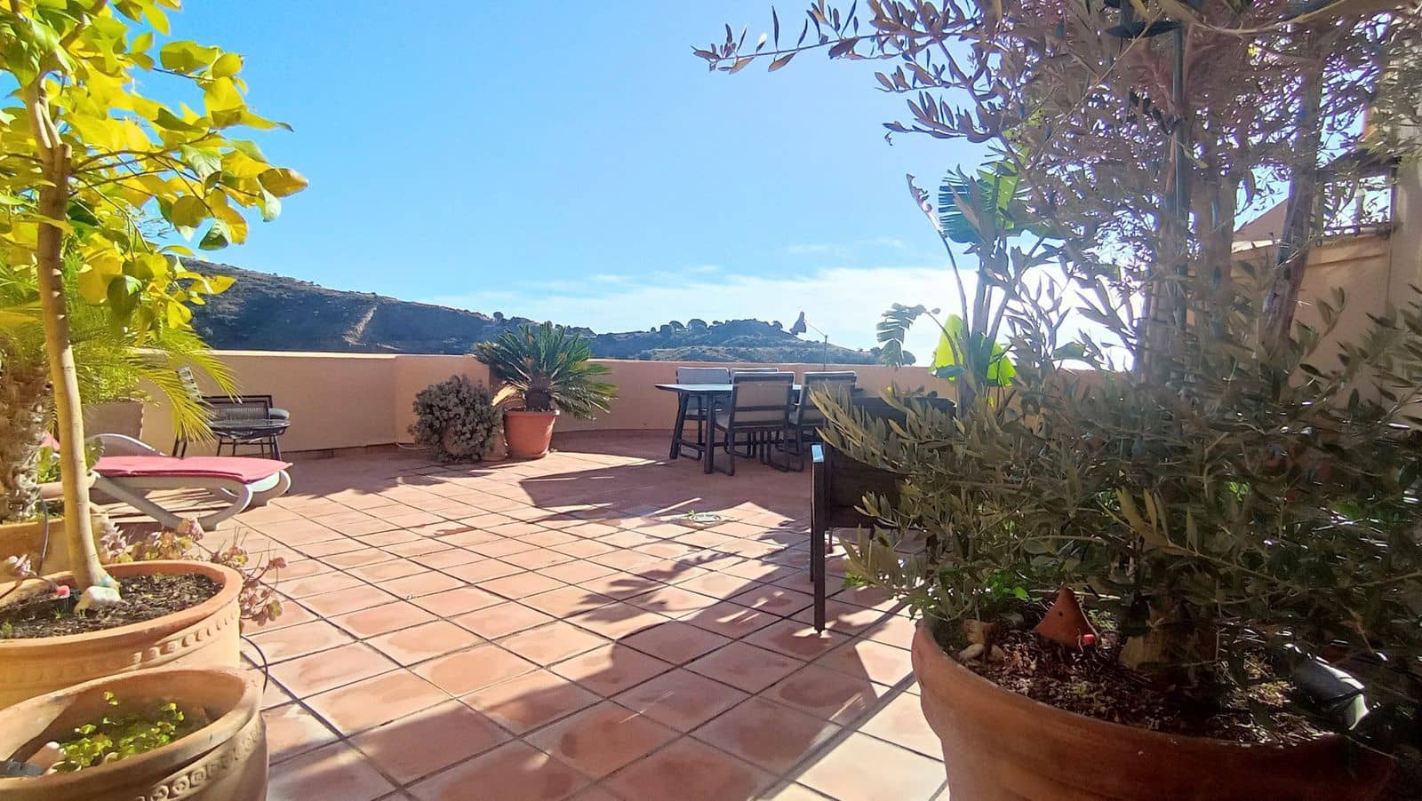 3 soveværelse Penthouse til salg i Calahonda - € 449.000 (Ref: 9431556)