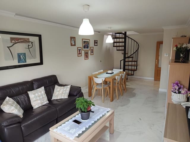 5 soverom Penthouse til salgs i Estepona - € 460 000 (Ref: 9431557)