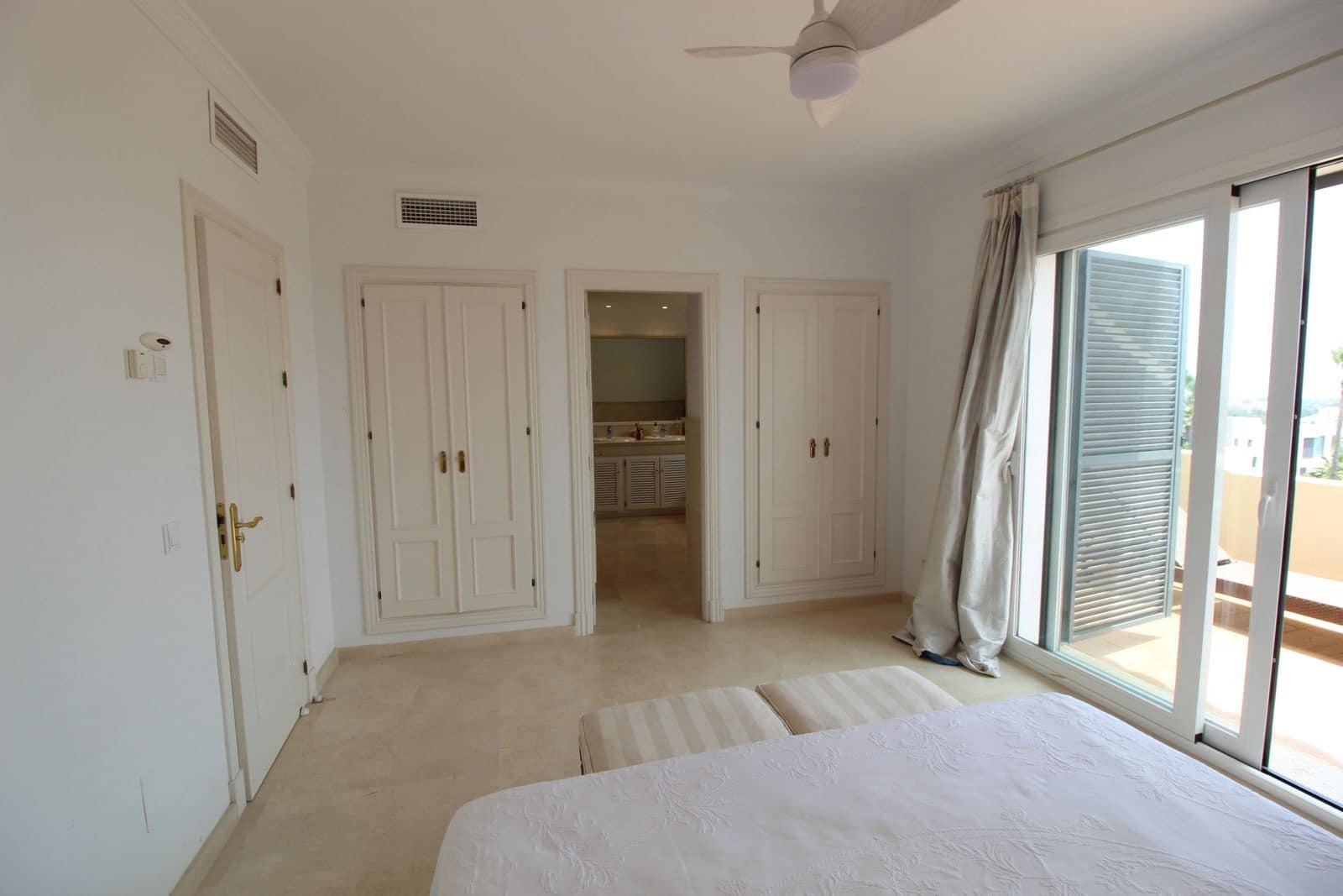 3 slaapkamer Huis te koop in Benahavis - € 740.000 (Ref: 9439732)